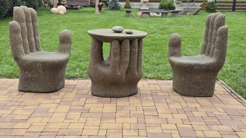 b34ae289-6342-47a0-b4a1-42e8de3d41a7