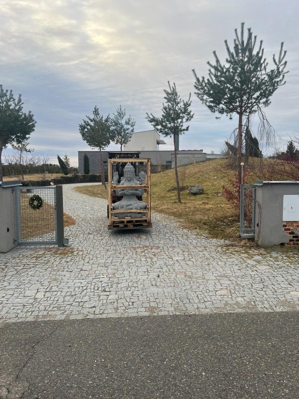 2b853818-6796-46a3-bd7f-ef6a6404db7f