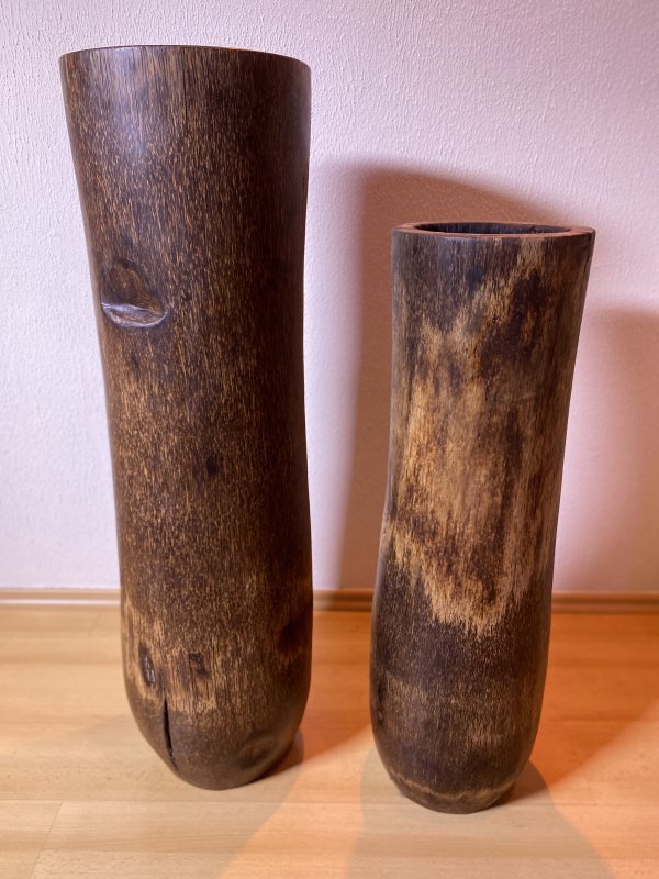 Váza z palmového kmene