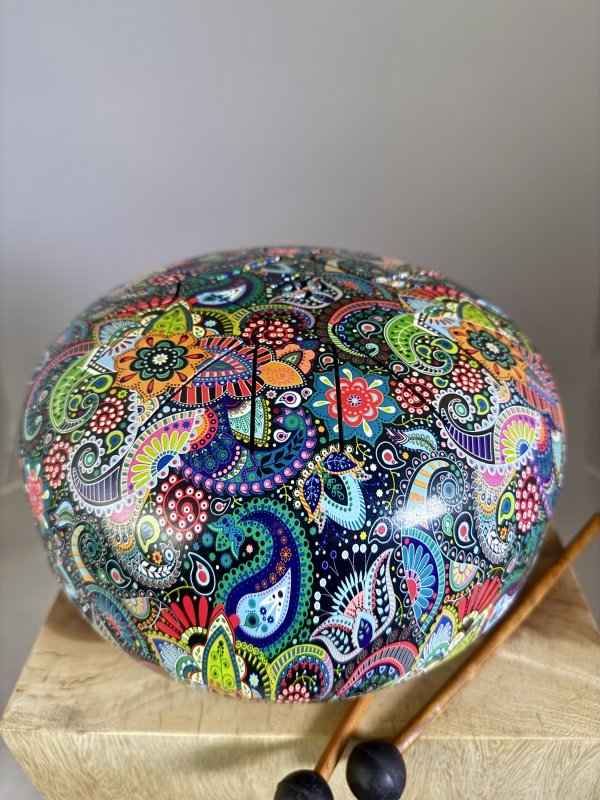 Jazýčkový bubínek kovový, Indie