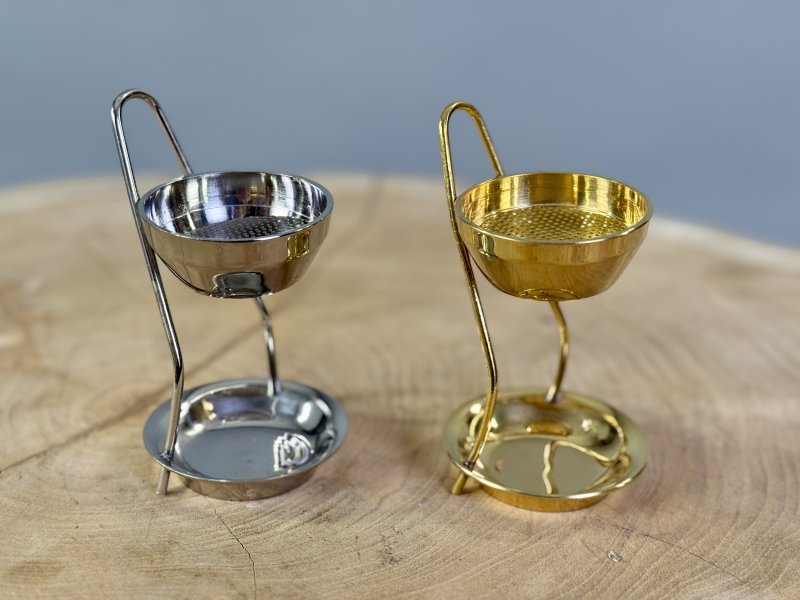 Stojánek na pryskyřici