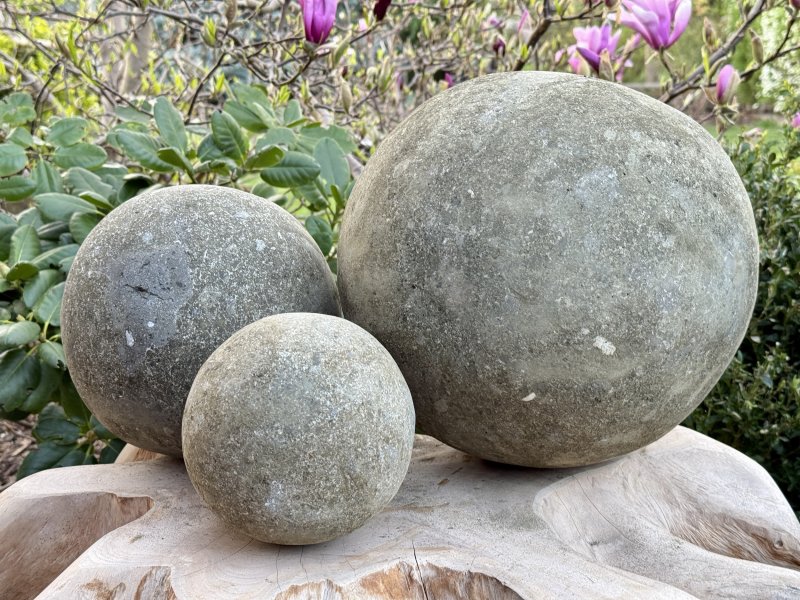 Koule sopečný kámen Bali