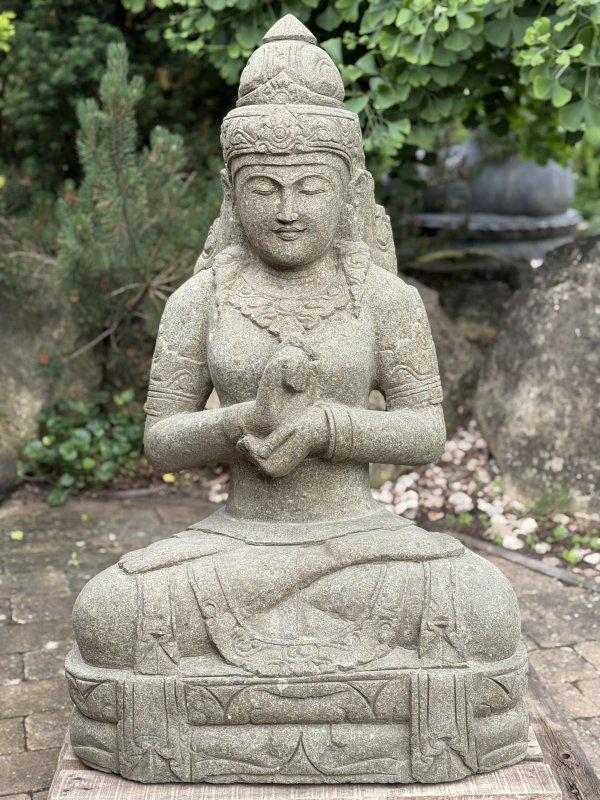 Socha bohyně Déví ze sopečného kamene – 100 cm, ženský aspekt energie Šakti