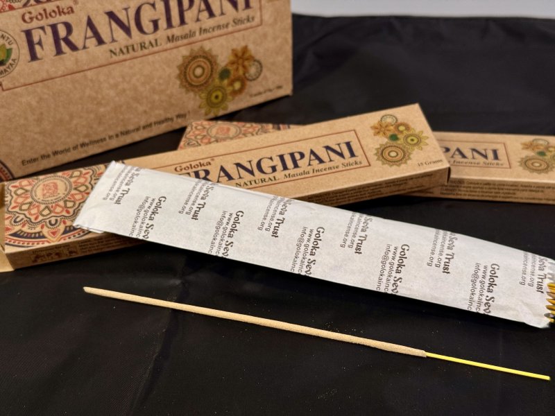 Vonné tyčinky Frangipani – Nag Champa (Ailanthus Malabarica)