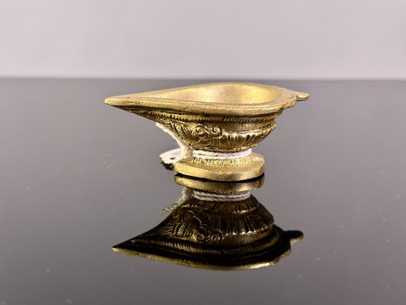 Mosazná lampička Diya indická