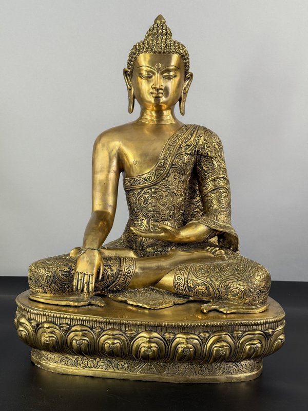 Kovová soška Buddha 56 cm (23 kg) – odlitek z Radžastánu, Indie
